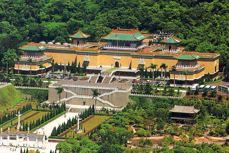 Bảo tàng Cung điện Quốc gia Đài Loan là một trong những điểm đến du lịch nổi tiếng để bạn khám phá một Đài Loan cổ kính.
