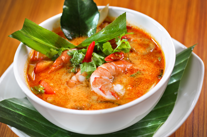 Nếu để lựa chọn một hương vị đặc trưng nhất để miêu tả nền ẩm thực người Thái thì có lẽ là súp Tom Yum. 