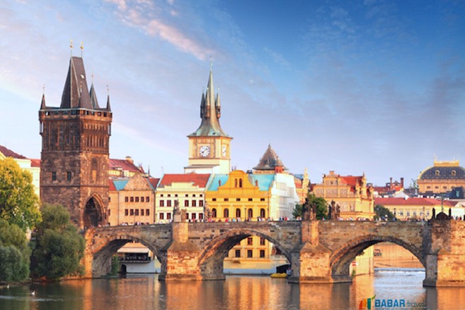 Khoảng thời gian từ tháng 6 đến tháng 8 là thời điểm đẹp nhất để đi du lịch Praha