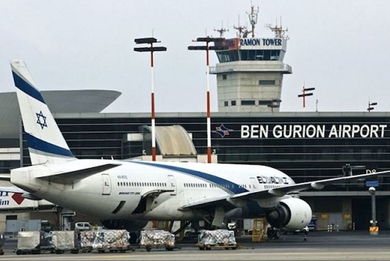 Sân bay Ben Gurion cách trung tâm thành phố Tel Aviv khoảng 15 km