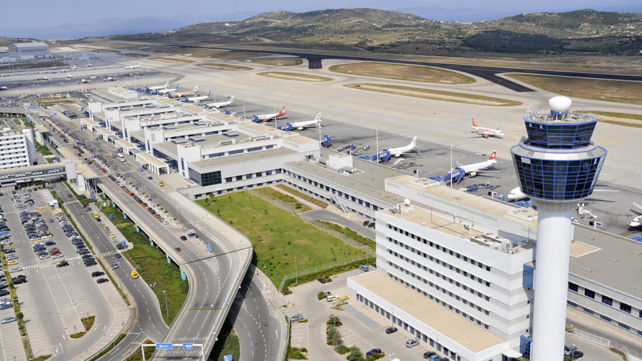 Eleftherios Venizelos là sân bay quốc tế lớn và đông đúc nhất Hy Lạp