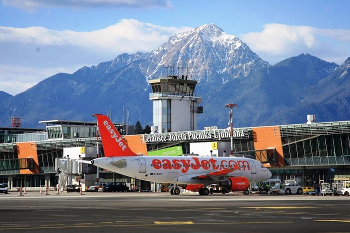 Sân bay quốc tế Ljubljana là sân bay lớn nhất của Slovenia