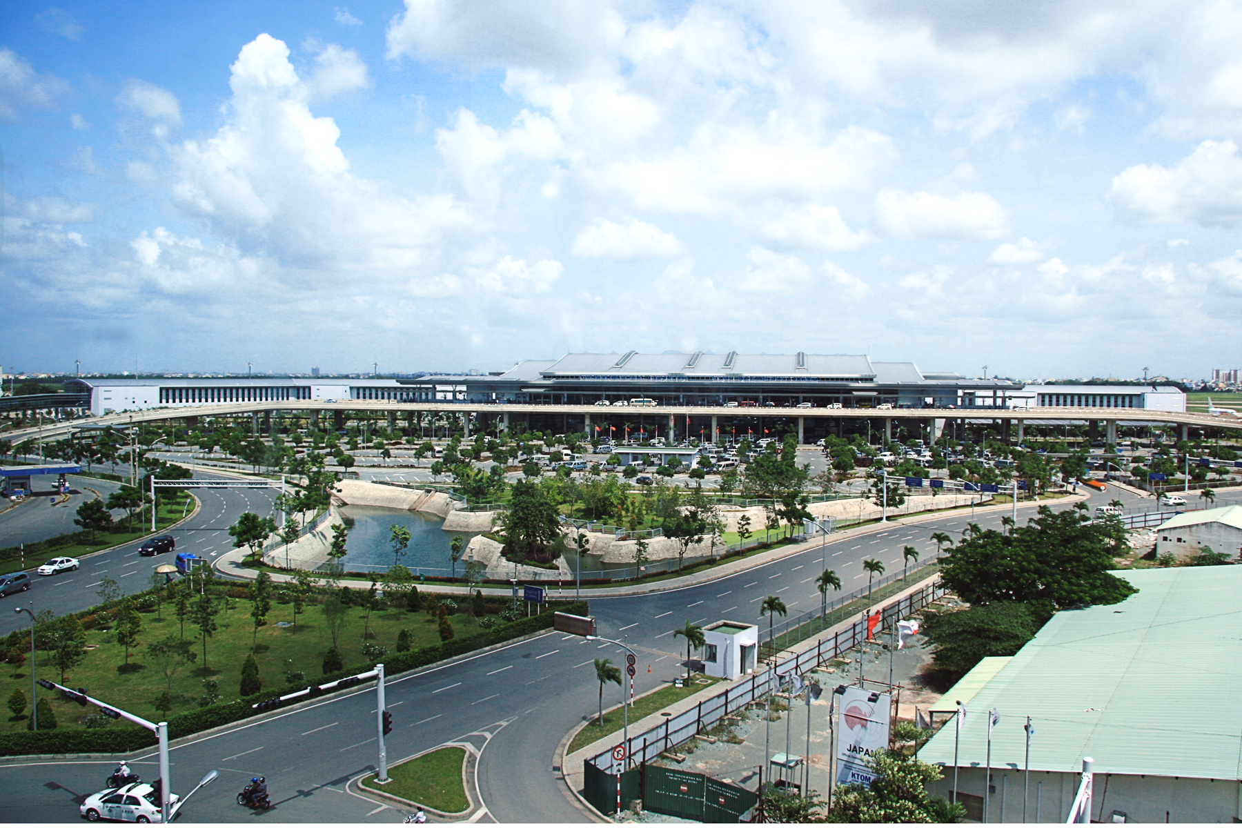 Sân bay quốc tế Tân Sơn Nhất ở Sài Gòn