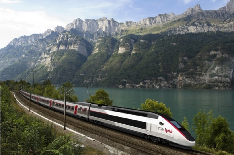 Tàu cao tốc TGV rất tiện lợi