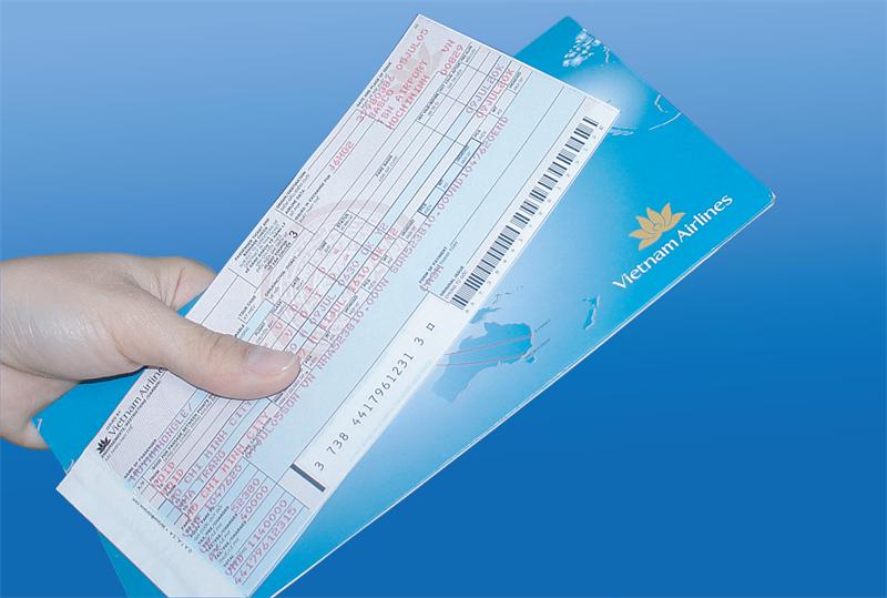 HoaBinh Airlines hỗ trợ khách hàng đặt chỗ đẹp, check-in online, tư vấn về hành trình và đặt vé với giá tốt