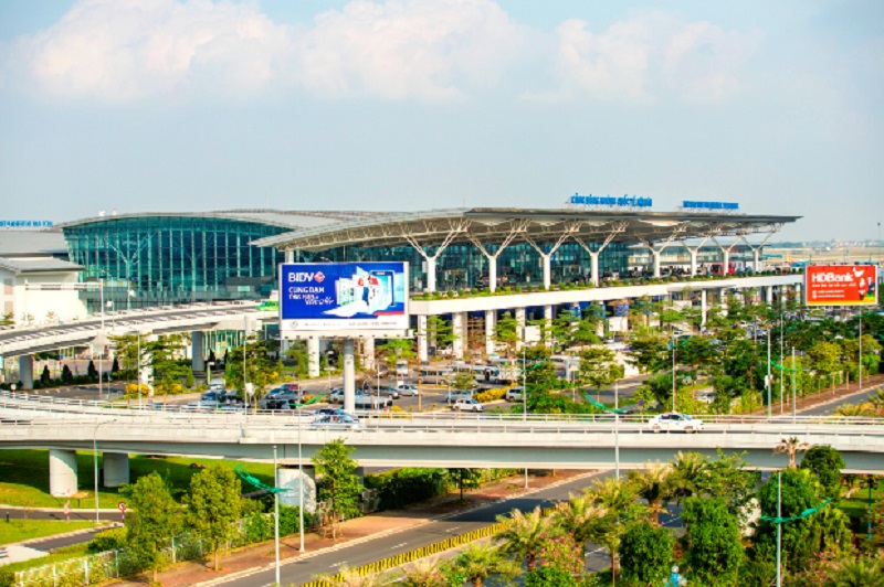Khung cảnh cảng hàng không quốc tế Nội Bài tại Sóc Sơn