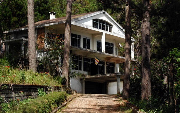 Biệt thự ma đèo Prenn mang trong mình vẻ ma quái