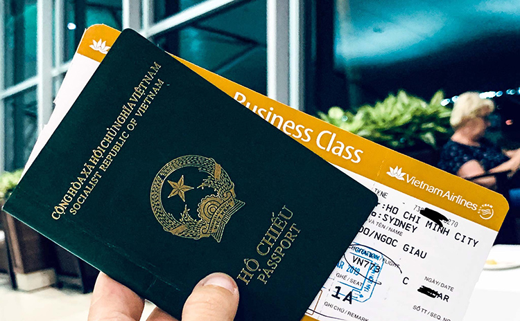 Hành khách nên đặt mua vé Tết Quý Mão 2023 càng sớm càng tốt