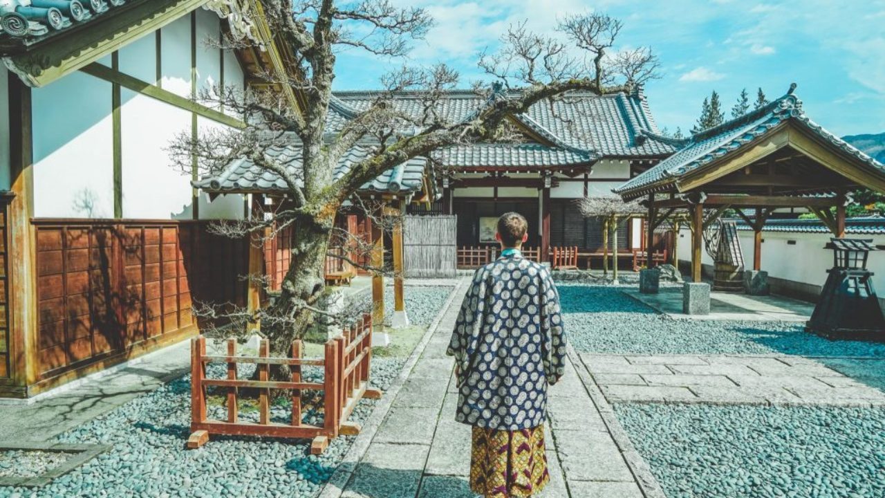 Thành phố cổ Nikko nằm tại quận Tochigi, phía bắc của tỉnh Kanto.