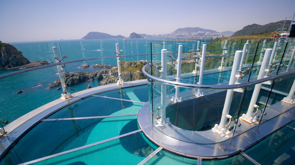 Không giống với thủ đô Seoul ồn ào, náo nhiệt, khi tới đây, du khách sẽ được tận hưởng bầu không khí bình yên và nhẹ nhàng. 