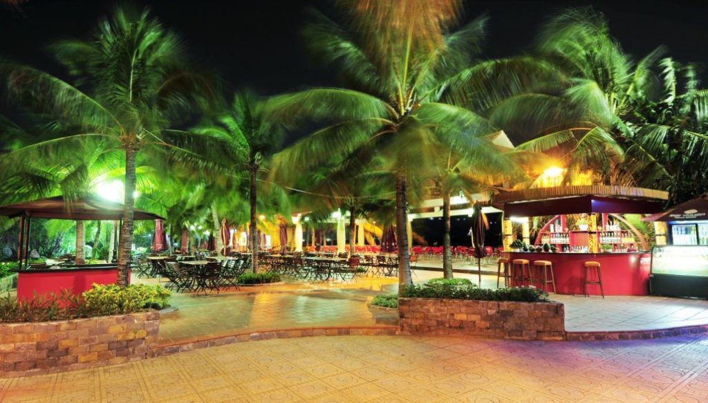 Làng ẩm thực toạ lạc ngay trong tổ hợp Vinpearl Nha Trang