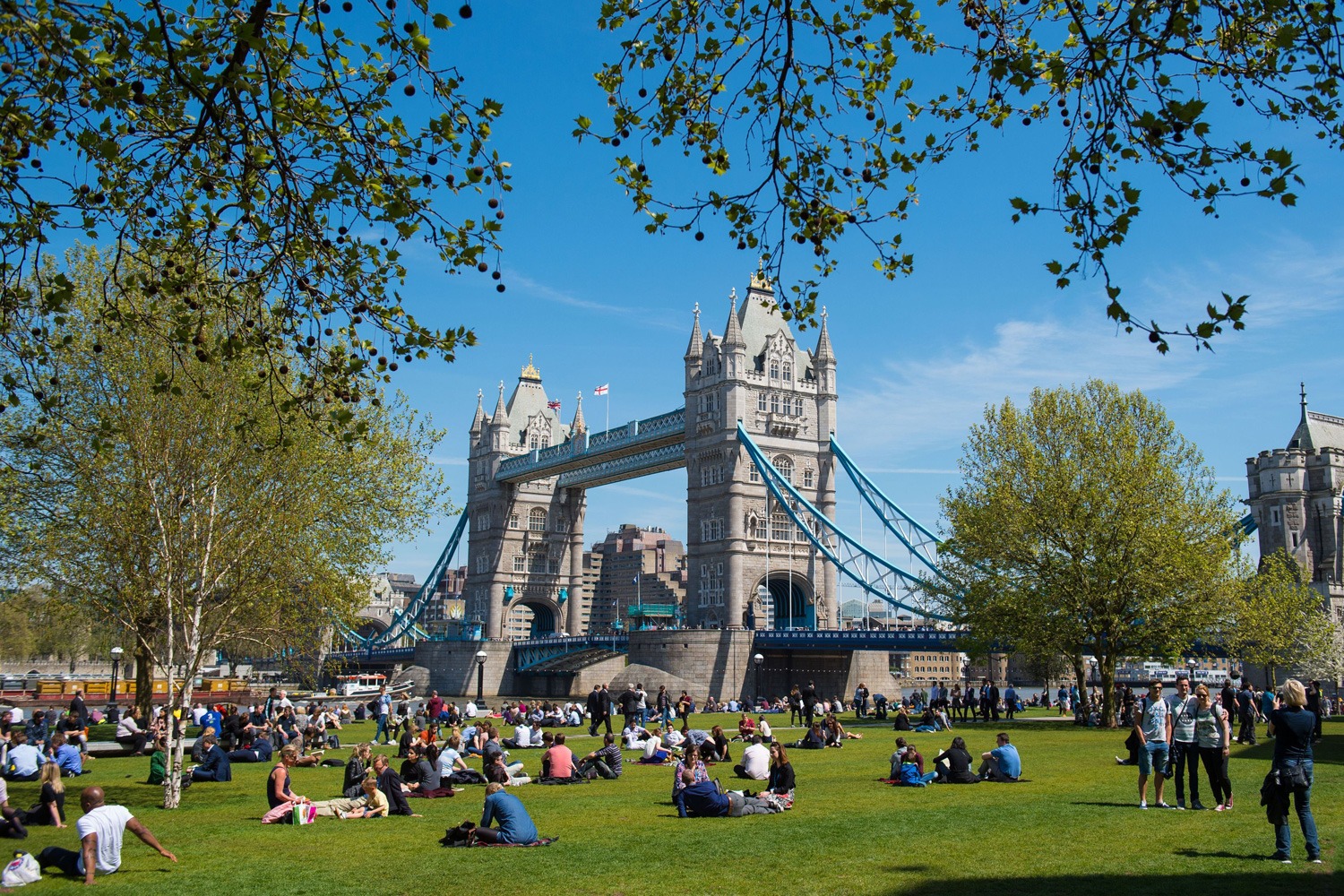 Nước Anh là điểm đến hấp dẫn bậc nhất để du lịch, học tập, định cư