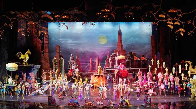 Show diễn Siam Niramit tóm tắt lịch sử của Thái Lan