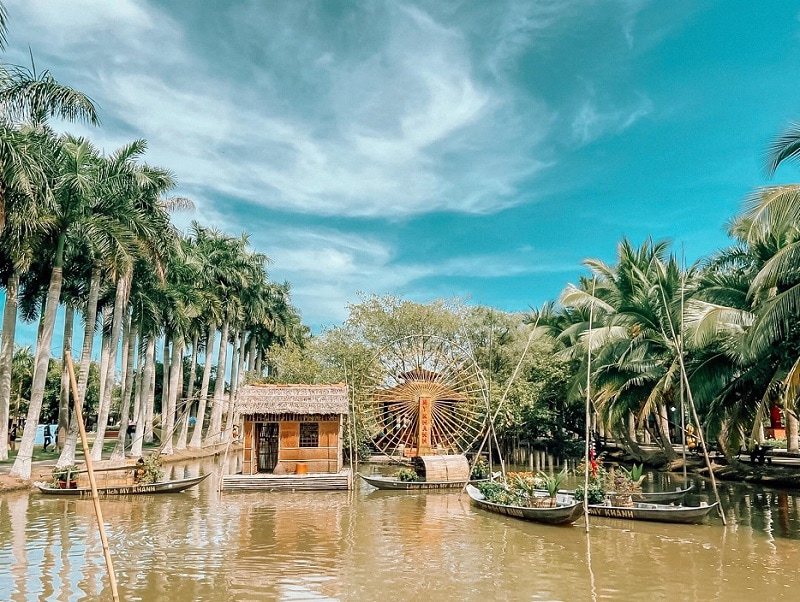 Xứ Tây Đô nằm ngay trung tâm của đồng bằng sông Cửu Long