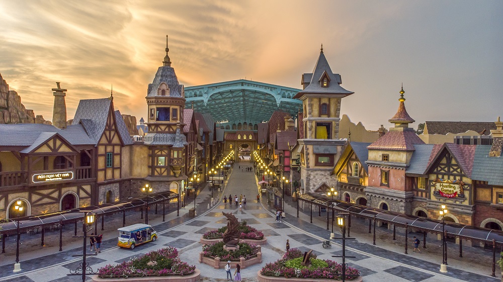 Du khách sẽ được vui chơi thỏa thích tại khu giải trí hiện đại bậc nhất hiện nay tại VinWonders