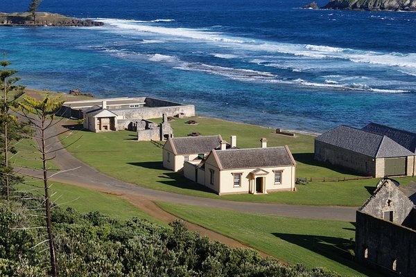 Nếu muốn trốn tránh sự náo nhiệt của thành phố thì đảo Norfolk là một gợi ý tuyệt vời