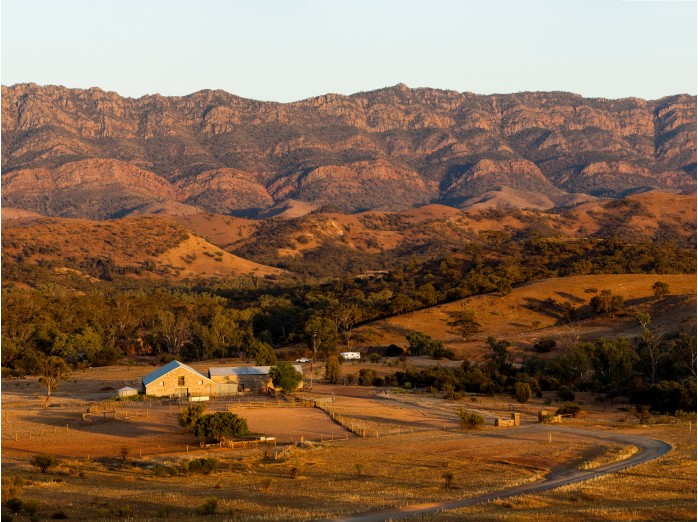 Dãy núi Flinders là điểm đến lý tưởng dành cho dân phượt