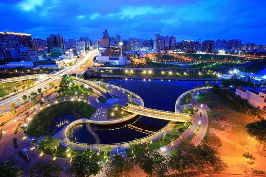 Dòng sông Tình Yêu – Ái Hà mềm mại như biểu tượng của thành phố Cao Hùng