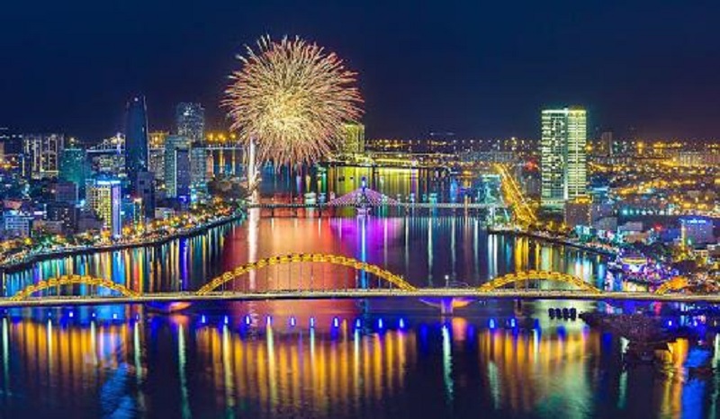 Thành phố Đà Nẵng với vẻ đẹp hoa lệ, say đắm lòng người khi về đêm