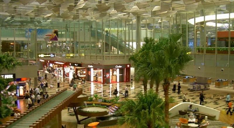 Không gian bên trong của sân bay Changi