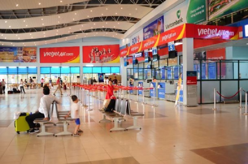 Khung cảnh bên trong sân bay Đồng Hới